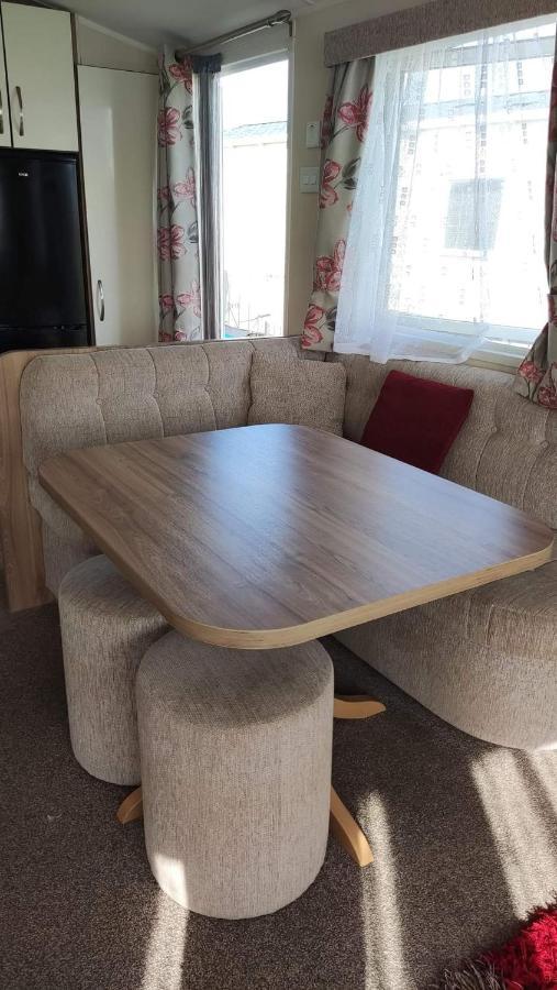 6 Berth On John Fowlers Villa Berrow Bagian luar foto