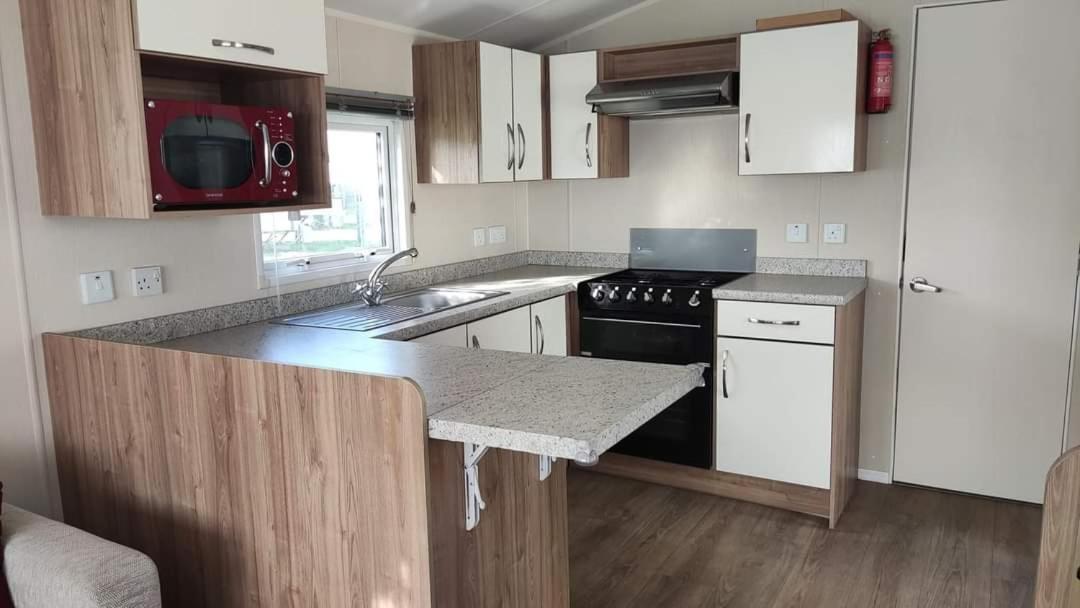 6 Berth On John Fowlers Villa Berrow Bagian luar foto